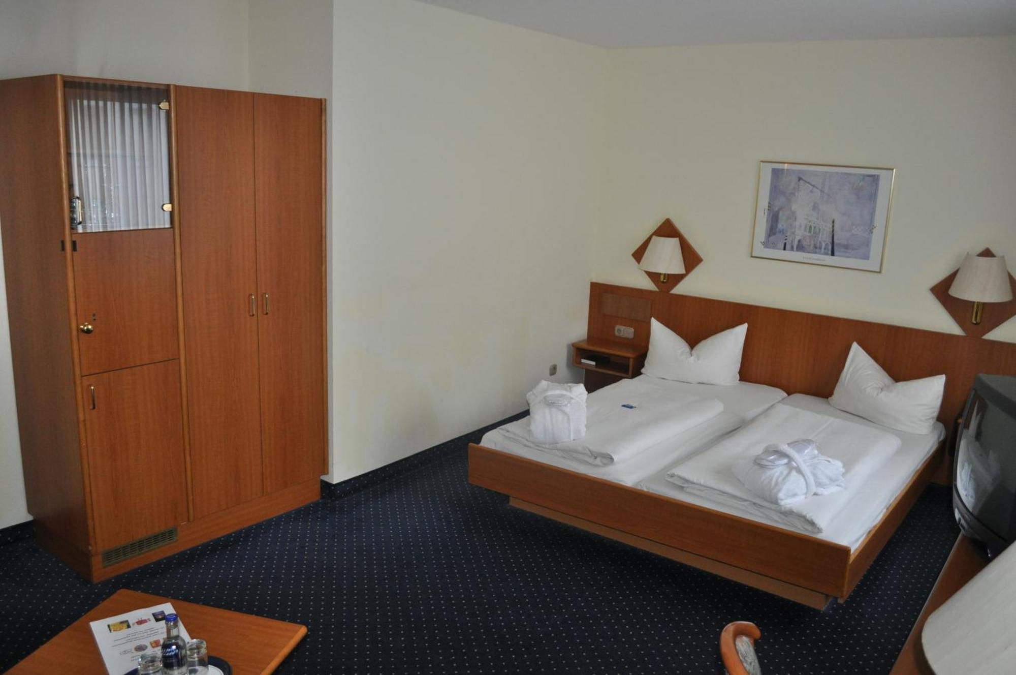 Trip Inn Hotel Frankfurt Airport روزلسهايم المظهر الخارجي الصورة