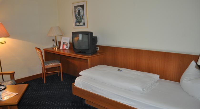 Trip Inn Hotel Frankfurt Airport روزلسهايم المظهر الخارجي الصورة