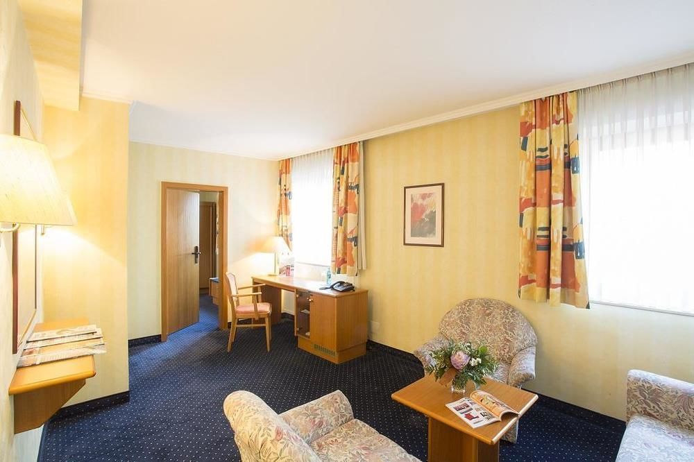 Trip Inn Hotel Frankfurt Airport روزلسهايم المظهر الخارجي الصورة