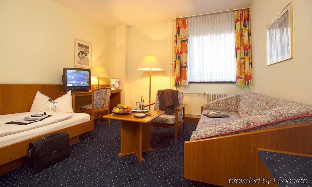 Trip Inn Hotel Frankfurt Airport روزلسهايم المظهر الخارجي الصورة