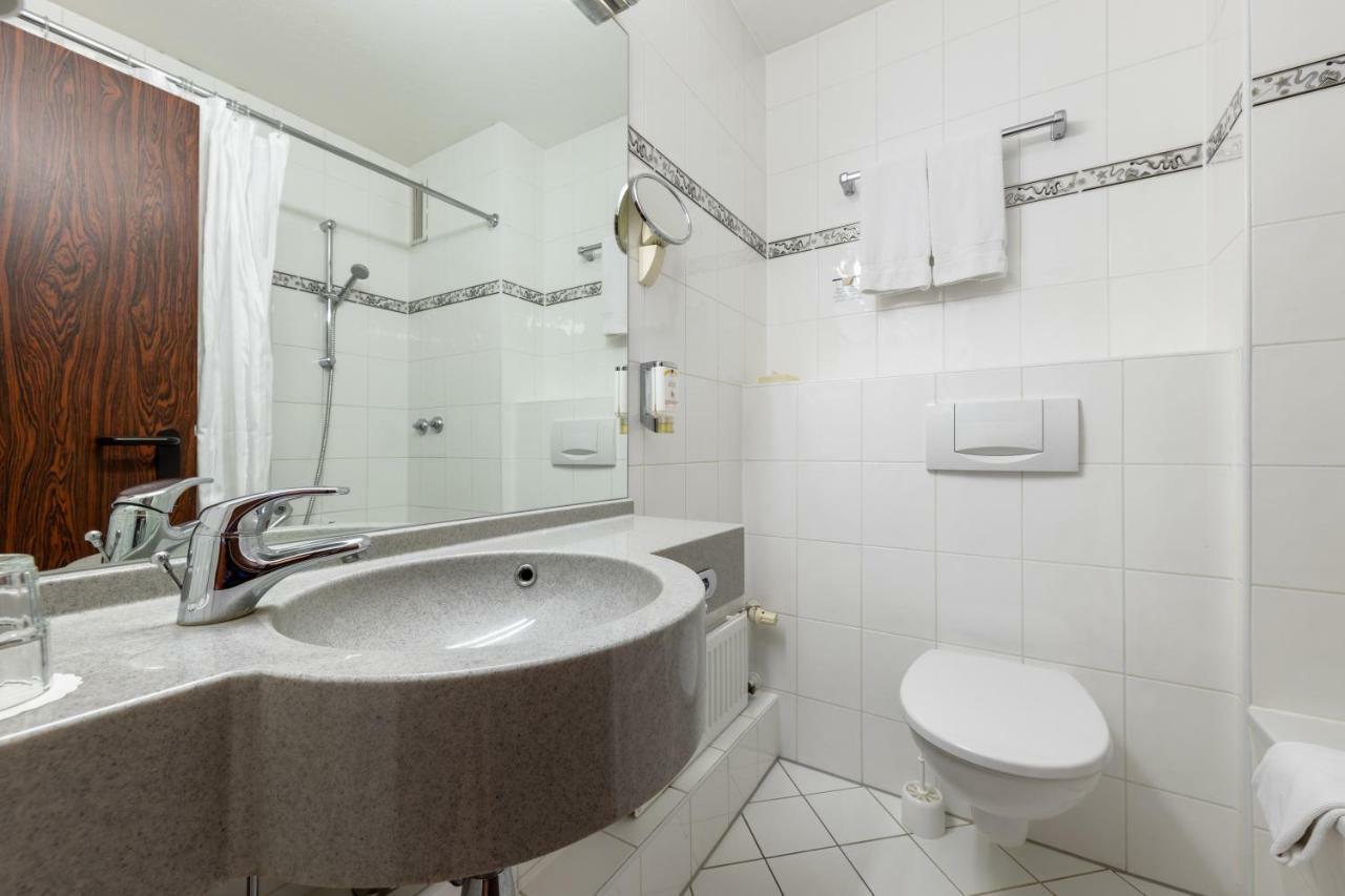 Trip Inn Hotel Frankfurt Airport روزلسهايم المظهر الخارجي الصورة